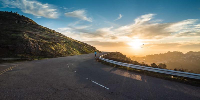 社区电商新引擎：小程序商城如何重塑生鲜配送与便民购物体验
